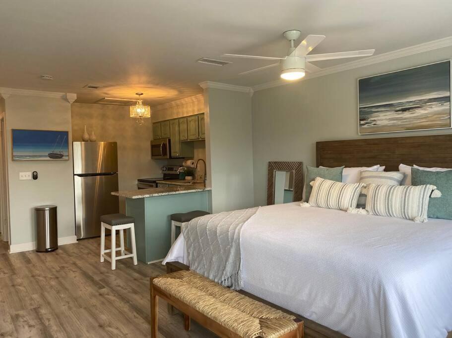 Destin Bliss! Your Dream Studio Condo On Holiday Isle! Exterior photo